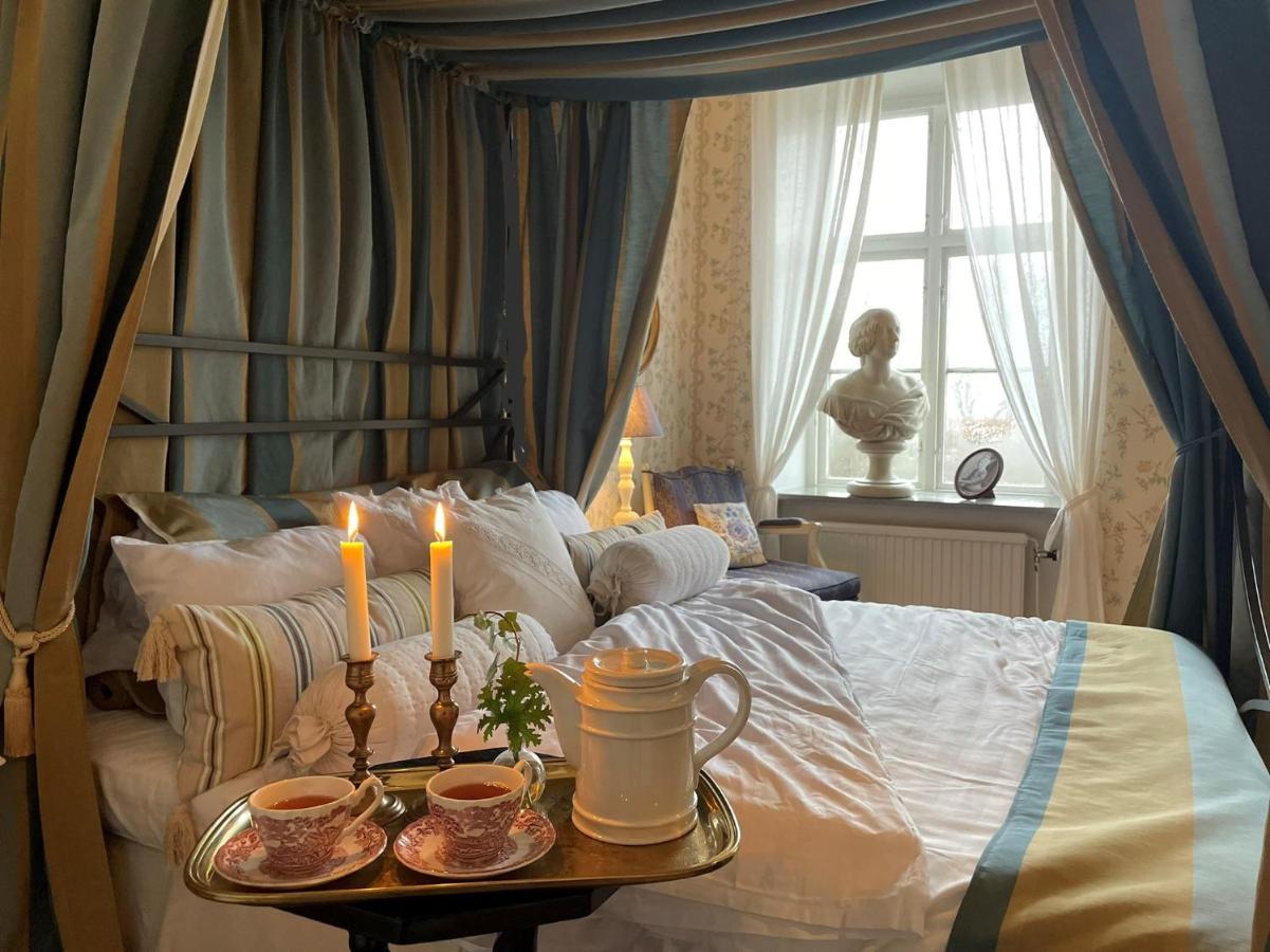 Naeaes Slott ξενώνας Floda  Εξωτερικό φωτογραφία