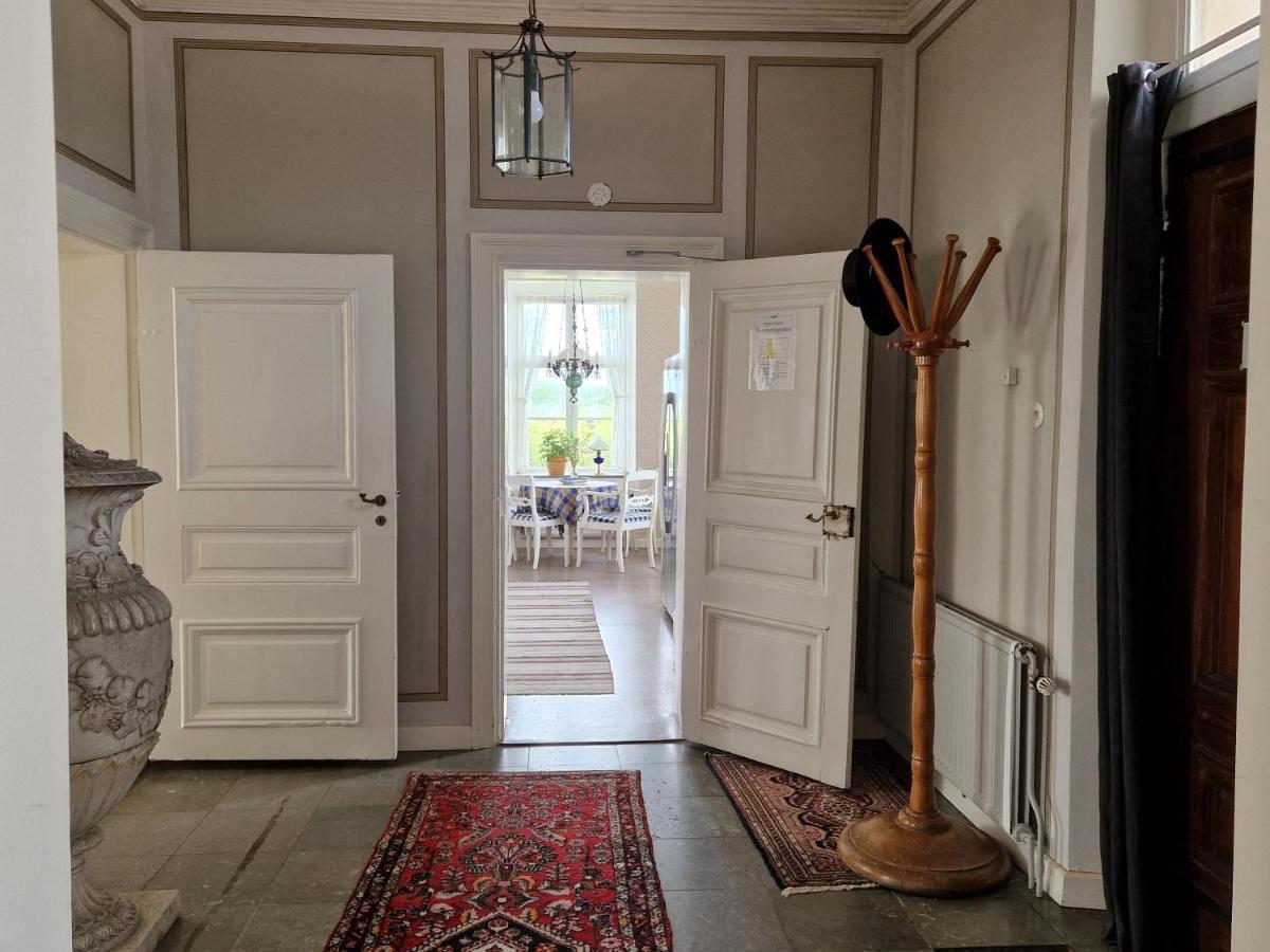 Naeaes Slott ξενώνας Floda  Εξωτερικό φωτογραφία