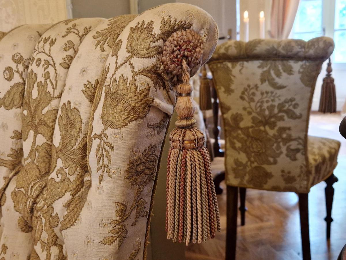 Naeaes Slott ξενώνας Floda  Εξωτερικό φωτογραφία